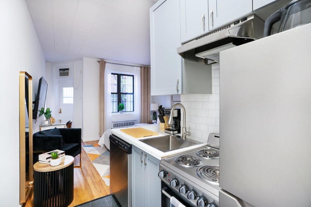 74-1c New With Private Outdoors - Gym Appartement New York