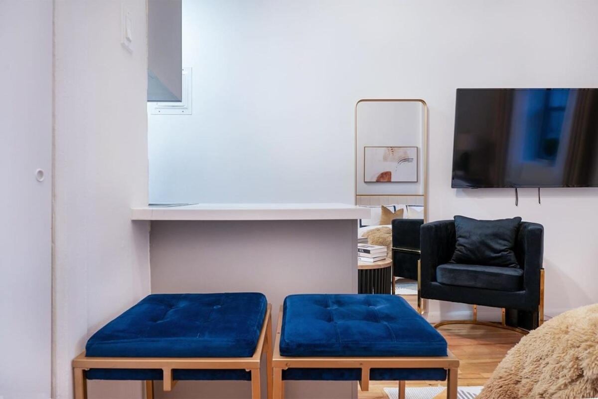 74-1c New With Private Outdoors - Gym Appartement New York