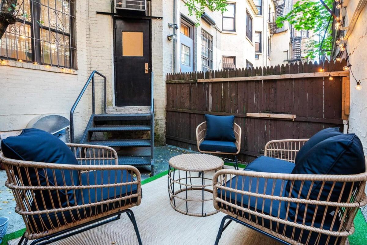 74-1c New With Private Outdoors - Gym Appartement